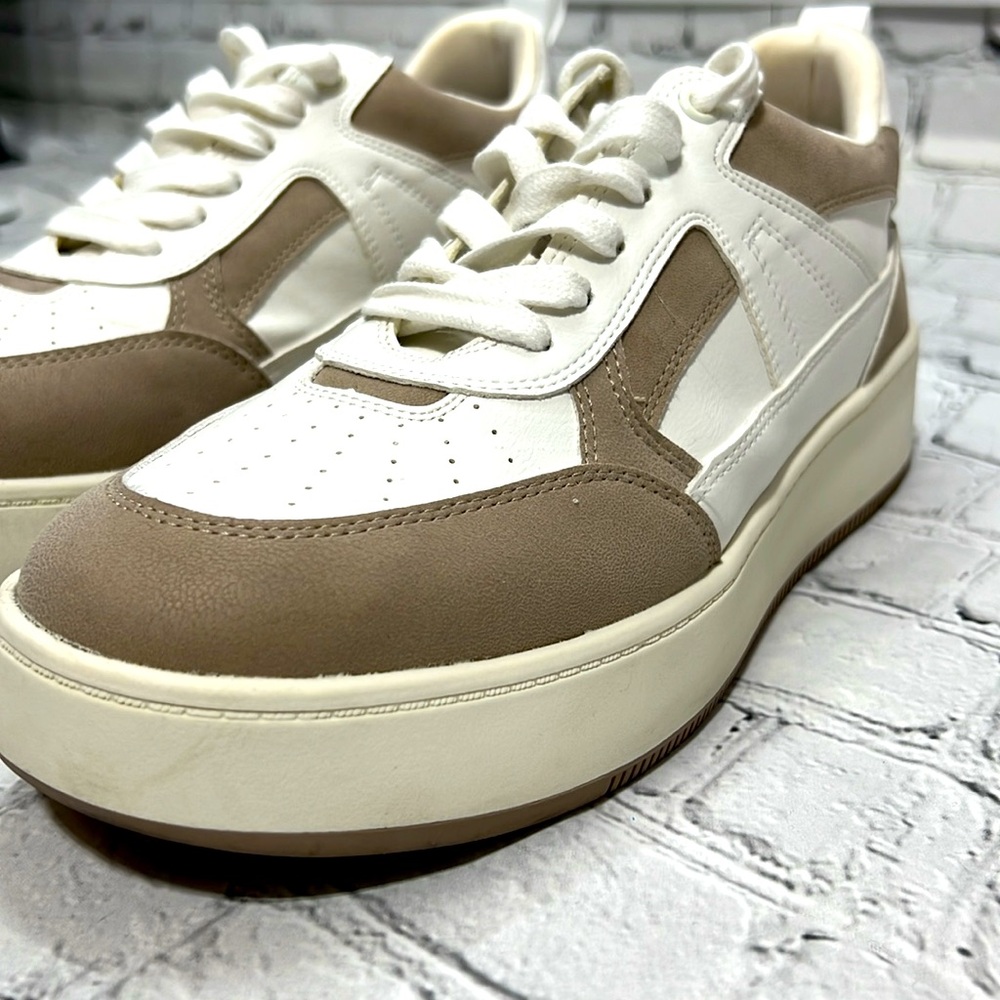 MIA Dice Sneaker - White & Tan - Size 10
